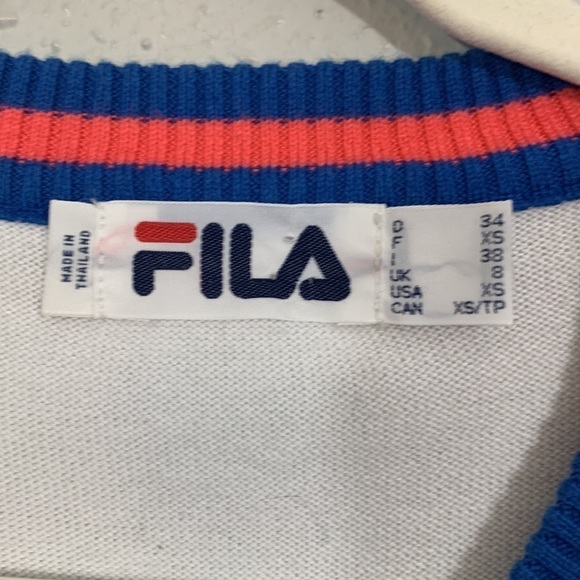 Fila 1990’s Preppy V-Neck Looks by Sleeve White, coral, & blue size XS - Picture 3 of 8